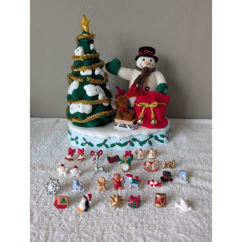 Avon A Wonderful Countdown to Christmas Talking Lighted Snowman Advent Tree